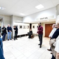 Galerie města Trutnov, výstava V křivkách, 2023, autor fotografií Patrick Marek